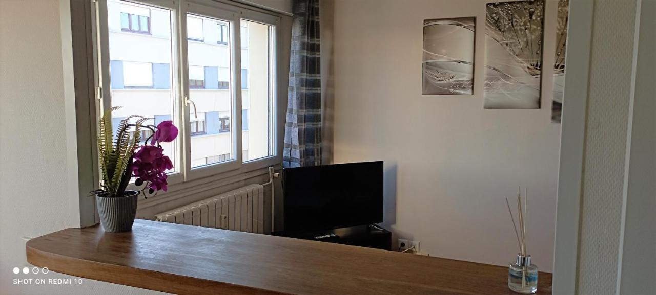 F1bis agréable à la mairie Limoges Extérieur photo